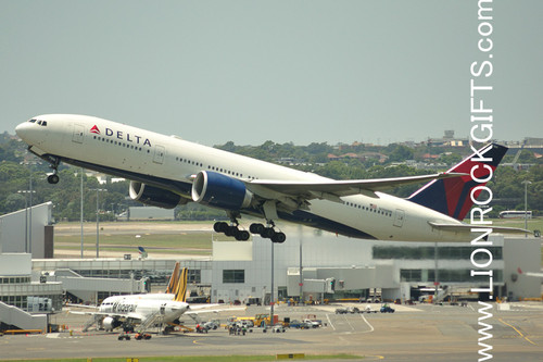 Delta Air Lines | B777-200LR | N706DN | Photo