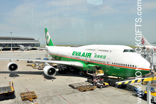 EVA Air | B747-400M | B-16405 | Photo #2