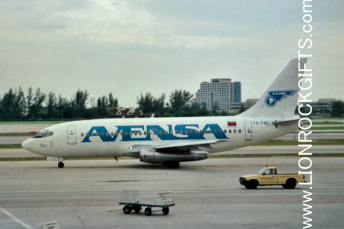 AVENSA | B737-200 | YV-74C | Photo