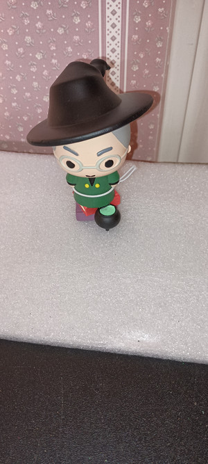 HARRY POTTER CHIBI CHARMS FIGURINE- SERIES 3-MCGONAGALL. NEW IN BOX