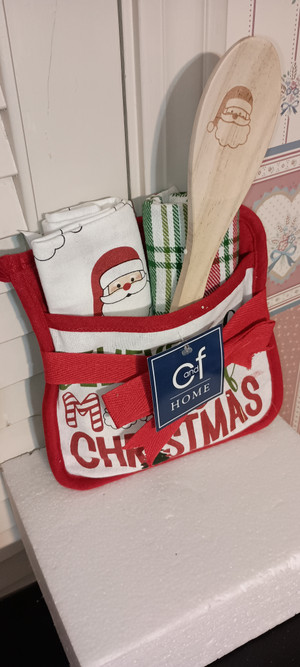 C&F HOME MAGIC OF CHRISTMAS HOLIDAY GIFT SET