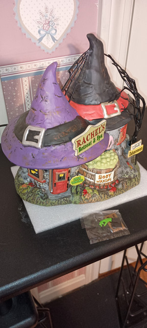 DEPT. 56 HALLOWEEN SNOW VILLAGE HALLOWEEN-WITCH HOLLOW RACHEL'S RETREAT & SPA-2022-NEW IN BOX
