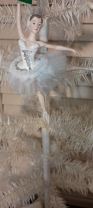 KURT ADLER- SWAN LAKE BALLERINA ORNAMENT-NEW 2025