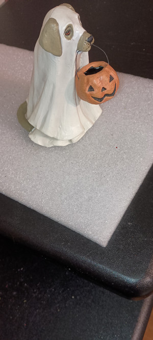 BETHANY LOWE-HALLOWEEN SPOOKY GHOST DOG FIGURE-NEW-2025
