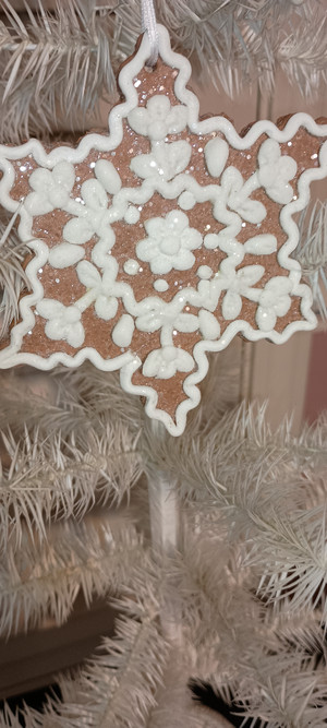 KURT ADLER-2025 GINGERBREAD SNOWFLAKE ORNAMENT-NEW