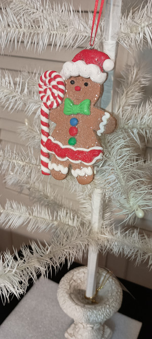 KURT ADLER- 2025 GINGERBREAD MAN ORNAMENT-C- AS SHOWN-NEW