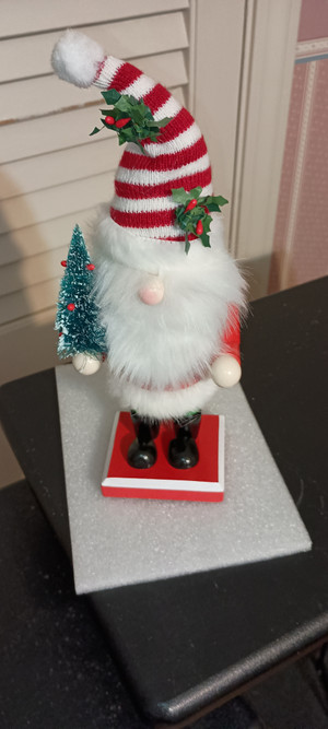 KURT ADLER-2023- CHRISTMAS GNOME WITH TREE-NEW IN BOX