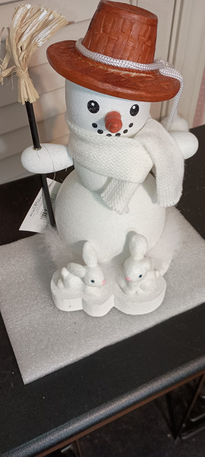 KURT ADLER-HOLLYWOOD SNOWMAN NUTCRACKER WITH BUNNIES-2019-NEW IN BOX