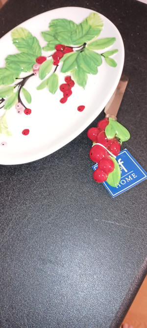 C&F HOME-HOLIDAY BERRIES PLATE & SPREADER SET-NEW-2024