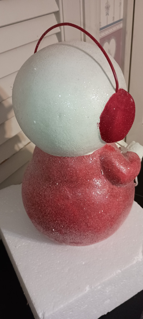 DEPT.56 SNOWPIONS COLLECTION BY KRISTI JENSEN PIERRO-PAPER PULP SNOWMAN FIGURE WITH STAR