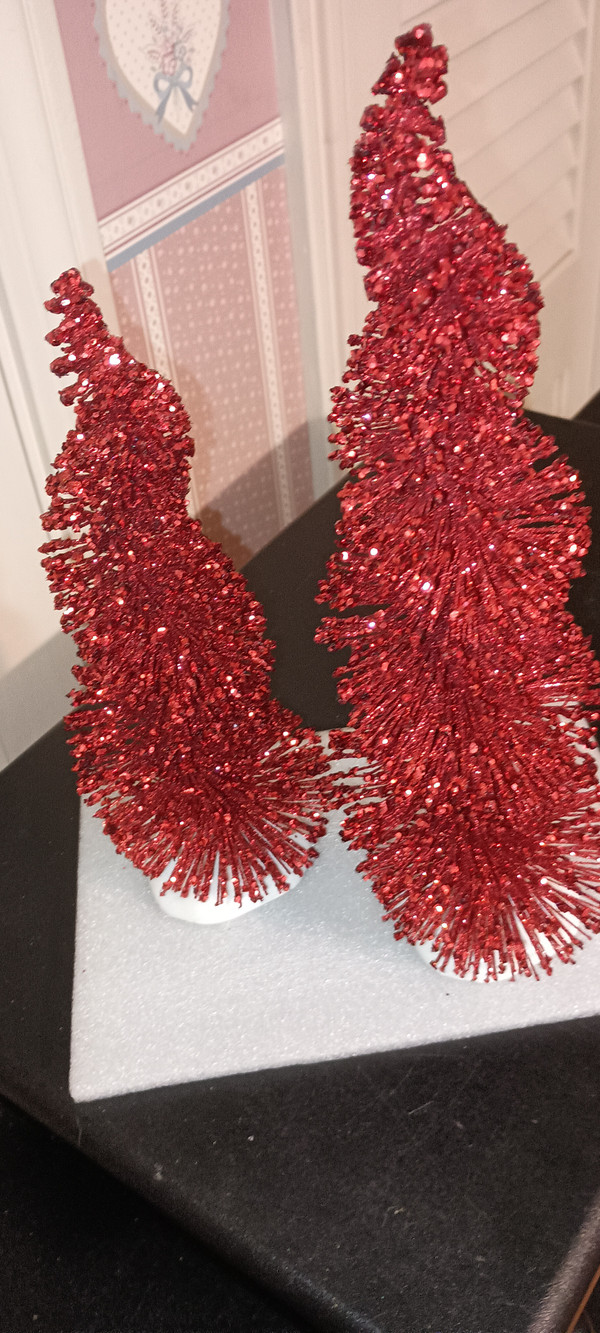 DEPT. 56 VILLAGE RESIN ACCESSORY-SPIRAL RUBY TREES -SET/2