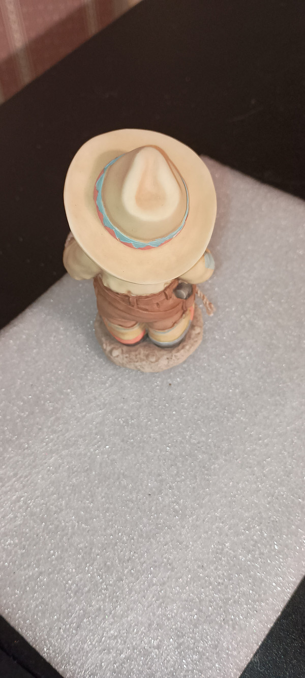 CHERISHED TEDDIES-FIGURINE-ROY-COWBOY WITH ROPE