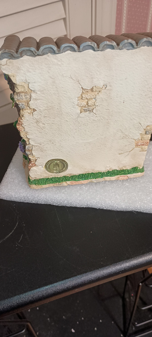 THIS IS A FONTANINI 5" VILLAGE COLLECTION PIECE- WINE SHOP-NEW