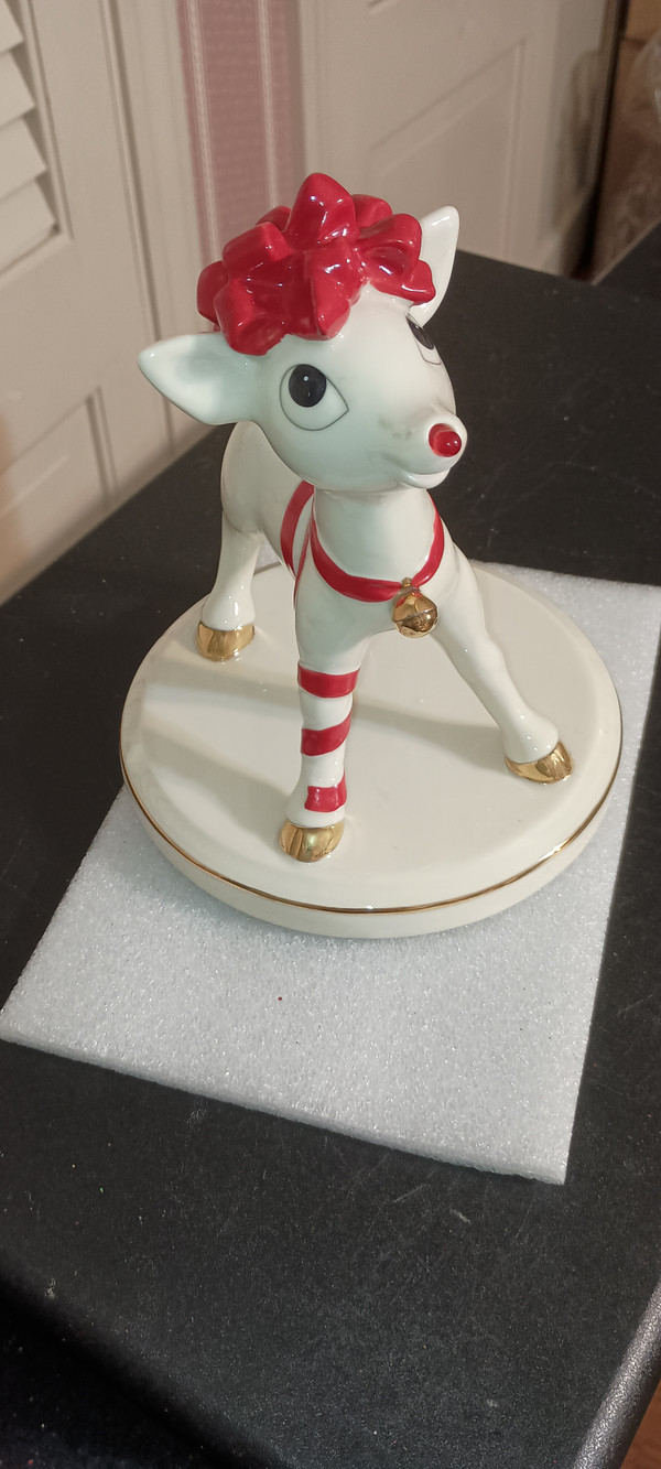 LENOX- RUDOLPH T.V CLASSIC -50TH ANNIVERSARY PIECE-LIGHTS UP!