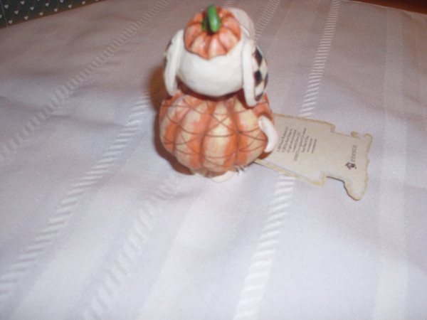 JIM SHORE/PEANUTS-MINI HALLOWEEN  PUMPKIN FIGURINE-NEW IN BOX
