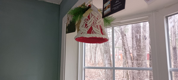 GALLERIE 11 MACRAME BELL ORNAMENT