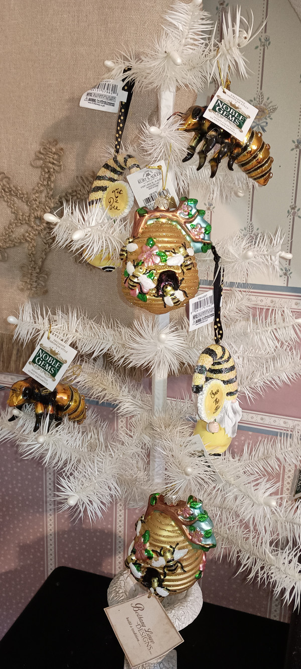 KURT ADLER-NOBLE GEMS-HONEY BEE GLASS ORNAMENT-NEW IN BOX