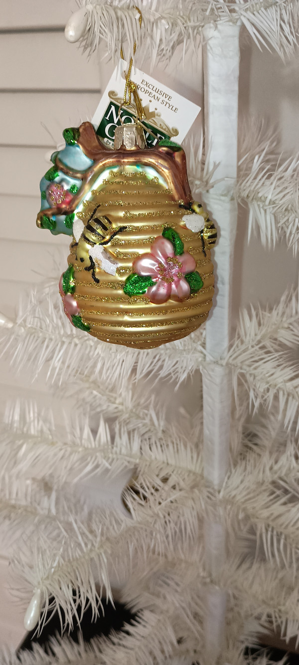 2020 KURT ADLER NOBLE GEMS-BEEHIVE GLASS ORNAMENT  IN BOXNEW