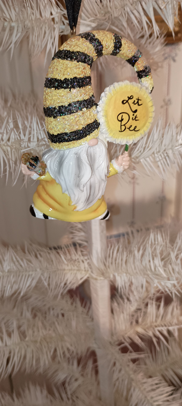 KURT ADLER 2021-GNOME WITH SUNFLOWER ORNAMENT-"LET IT BEE'-NEW