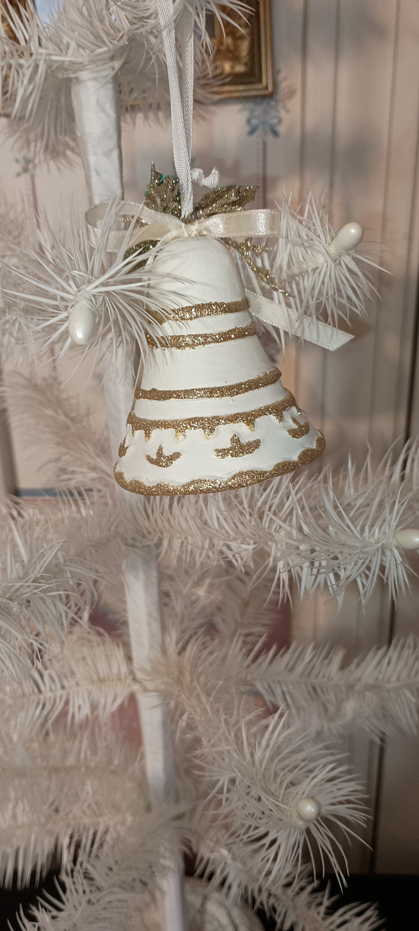 2020 BETHANY LOWE-I HEARD THE BELLS ORNAMENT-GOLD-NEW