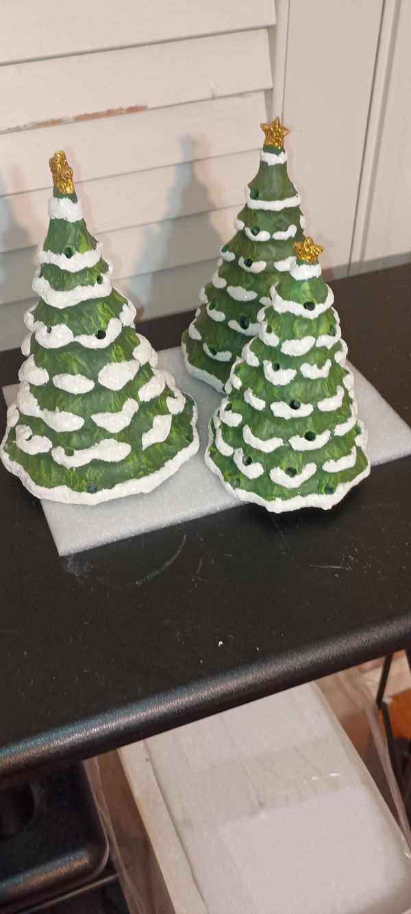 BETHANY  LOWE FROSTED LUMINARIES  TREES-3PC. SET. NEW IN BOX.