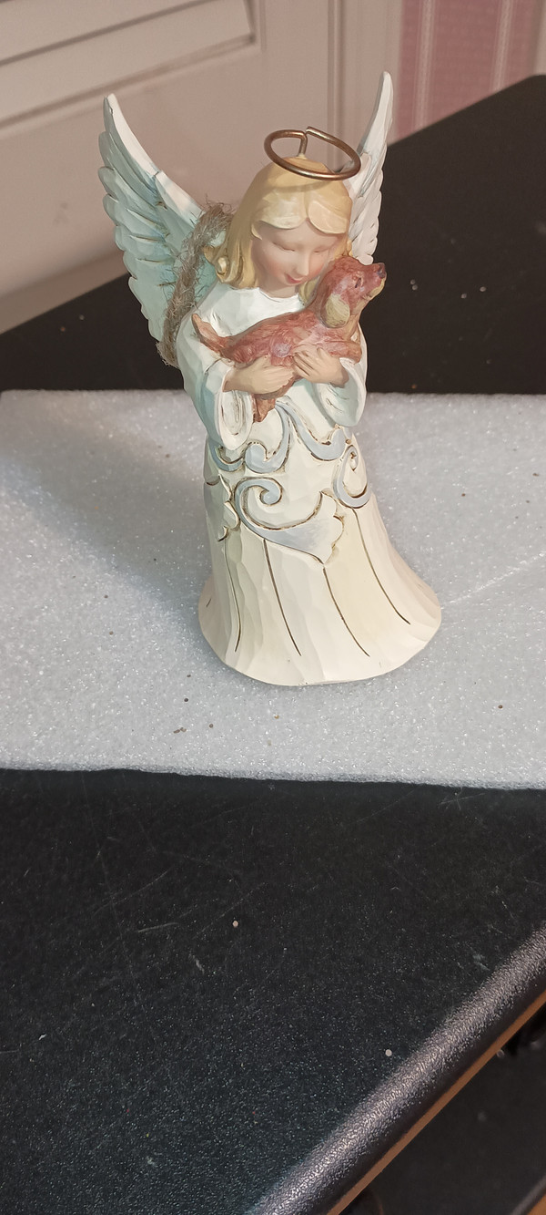 JIM SHORE PINT SIZE WHITE FARMHOUSE ANGEL WITH DOG.NEW IN BOX