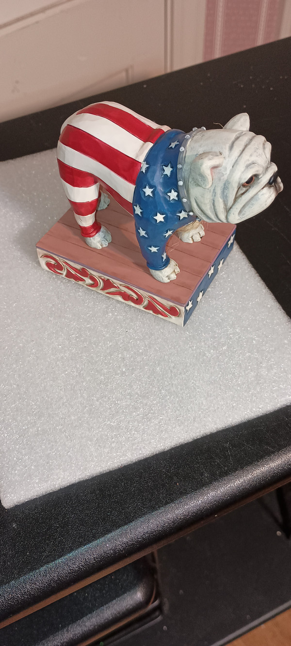 JIM SHORE PINT SIZE PATRIOTIC BULLDOG FIGURINE