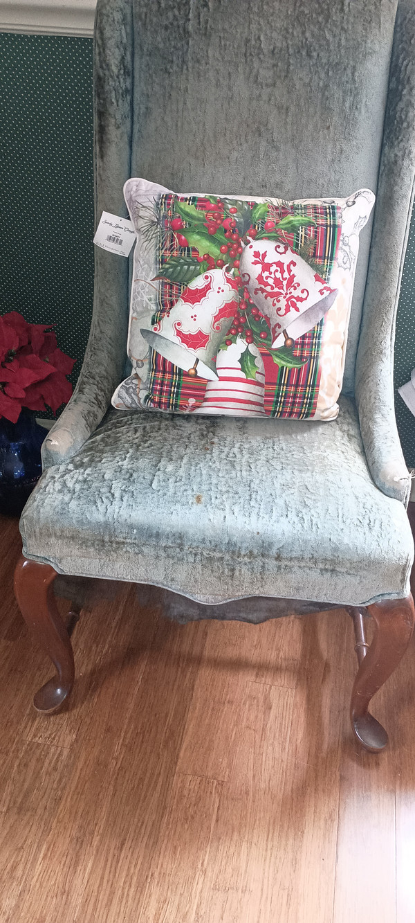 C&F HOME-CHRISTMAS BELLS PILLOW-NEW-2024