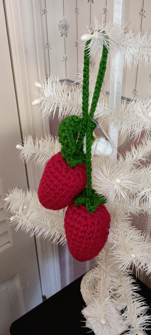 C&F HOME- 2025-CROCHET STRAWBERRY ORNAMENT-NEW