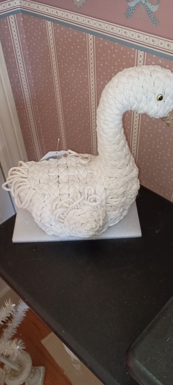 GALLERIE II-2025 WOVEN SWAN SOFT FIGURE-NEW