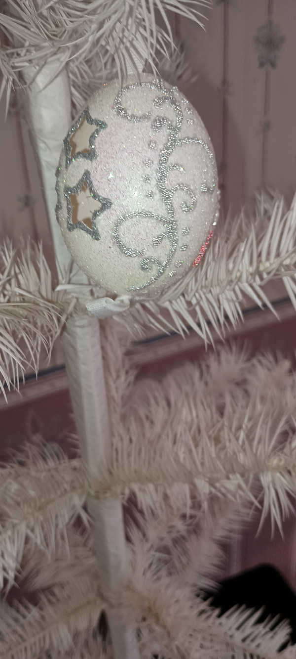 PETER PRIESS-2019 CHRISTMAS EGGSHELL ORNAMENT-CARDINAL-NEW