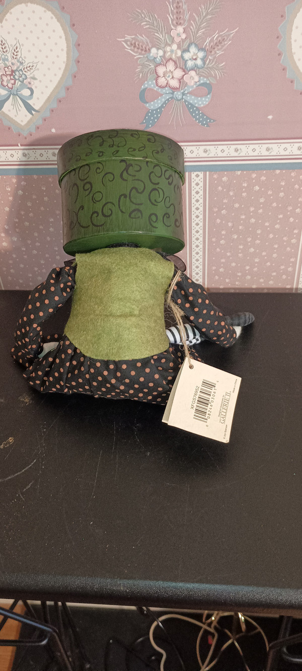 JOE SPENCER GATHERED TRADITIONS-BOX HEAD - ART DOLL-GRETA WITCH-NEW