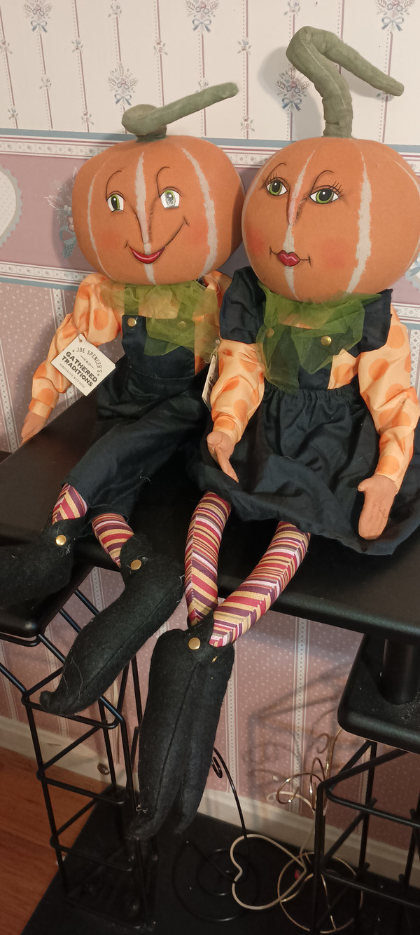 JOE SPENCER-GATHERED TRADITIONS HALLOWEEN ART DOLL-SUSIE PUMPKIN-NEW