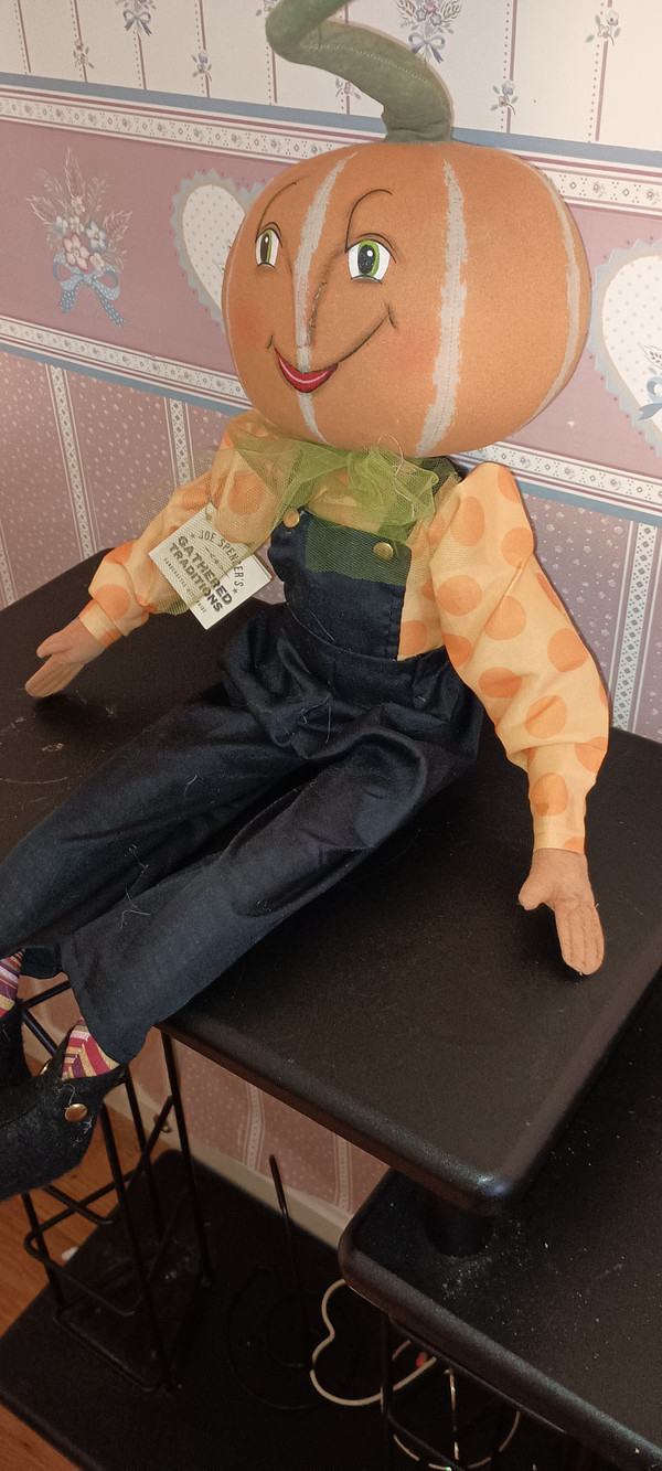 JOE SPENCER GATHERED TRADITIONS HALLOWEEN ART DOLL-HUEY PUMPKIN-NEW