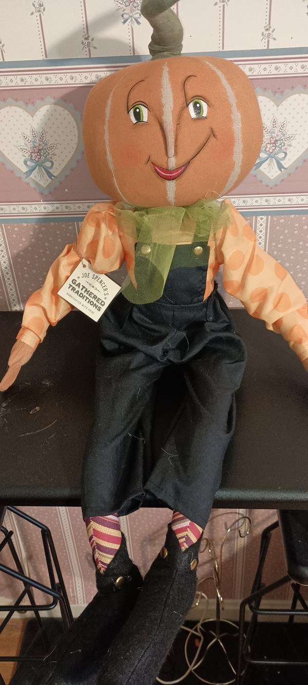 JOE SPENCER GATHERED TRADITIONS HALLOWEEN ART DOLL-HUEY PUMPKIN-NEW