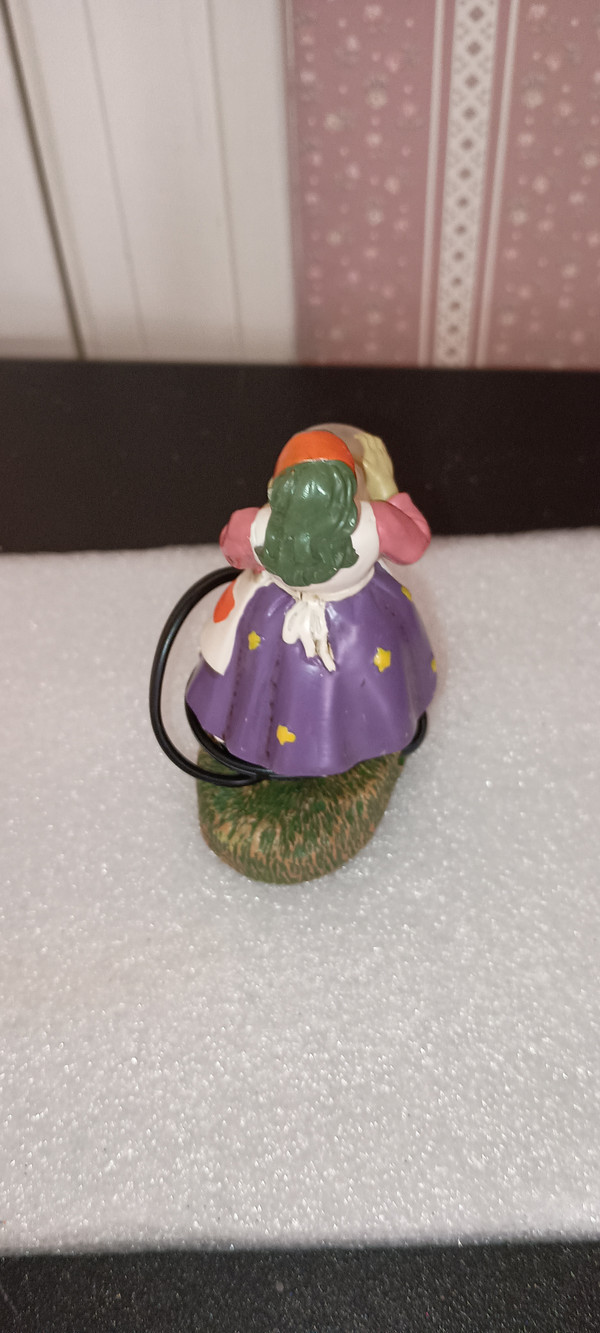 DEPT. 56 2021- HALLOWEEN VILLAGE ACCESSORY- A CRYSTAL CAVE MYSTIC-NEW IN BOX