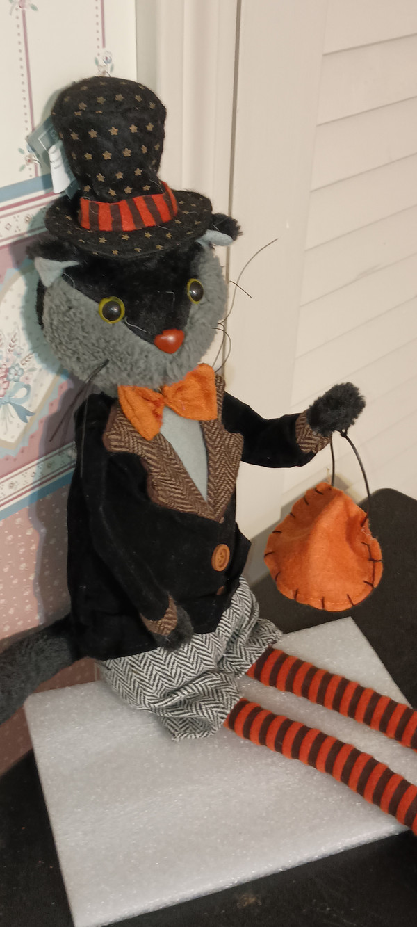 GALLERIE II-HALLOWEEN BLACK CAT TRICK OR TREATER DOLL-NEW 2020
