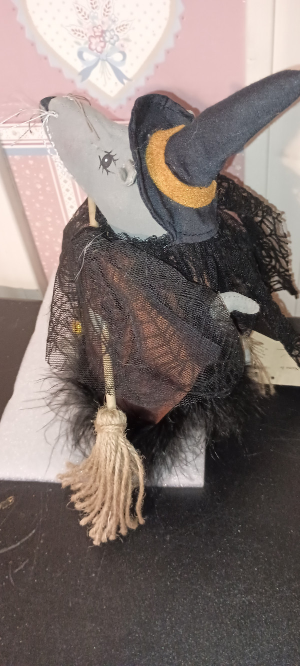 JOE SPENCER-GATHERED TRADITIONS-HALLOWEEN ART DOLL- REBA RAT-NEW