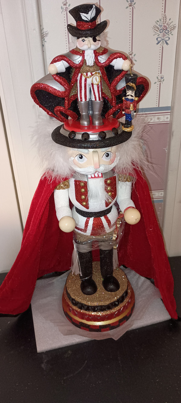 KURT ADLER-2025 HOLLYWOOD NUTCRACKER-NUTCRACKER SUITE- DROSSELMEYER-NEW IN BOX.