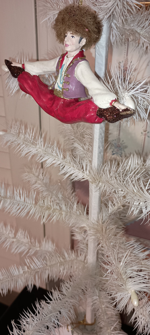 KURT ADLER-2025 NUTCRACKER SUITE-INTERNATIONAL DANCER ORNAMENT-RUSSIAN DANCER-NEW