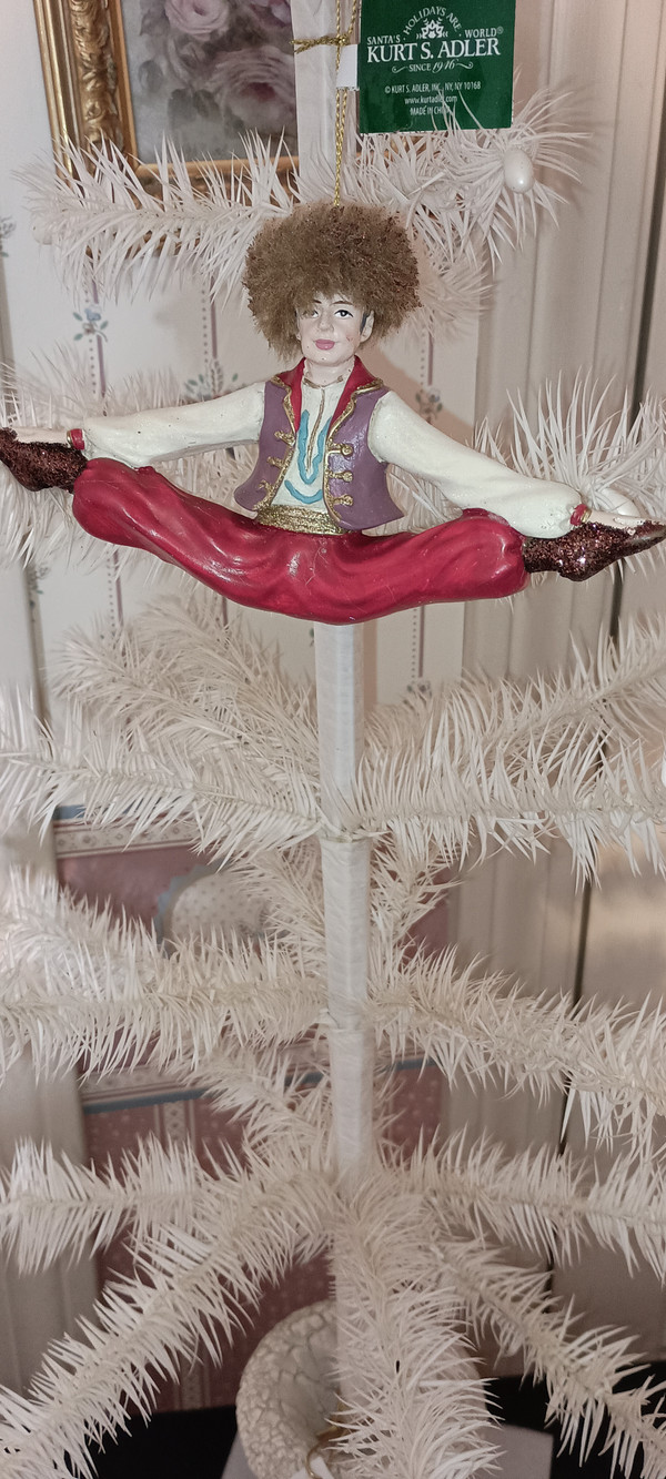 KURT ADLER-2025 NUTCRACKER SUITE-INTERNATIONAL DANCER ORNAMENT-RUSSIAN DANCER-NEW