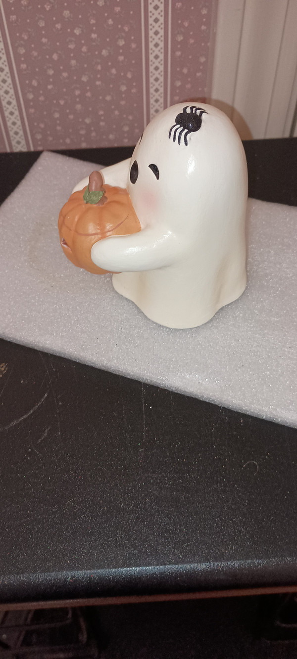 BETHANY LOWE-HALLOWENN-2023 FIGURINE-TRICK OR TREAT GHOST GILBERT-NEW