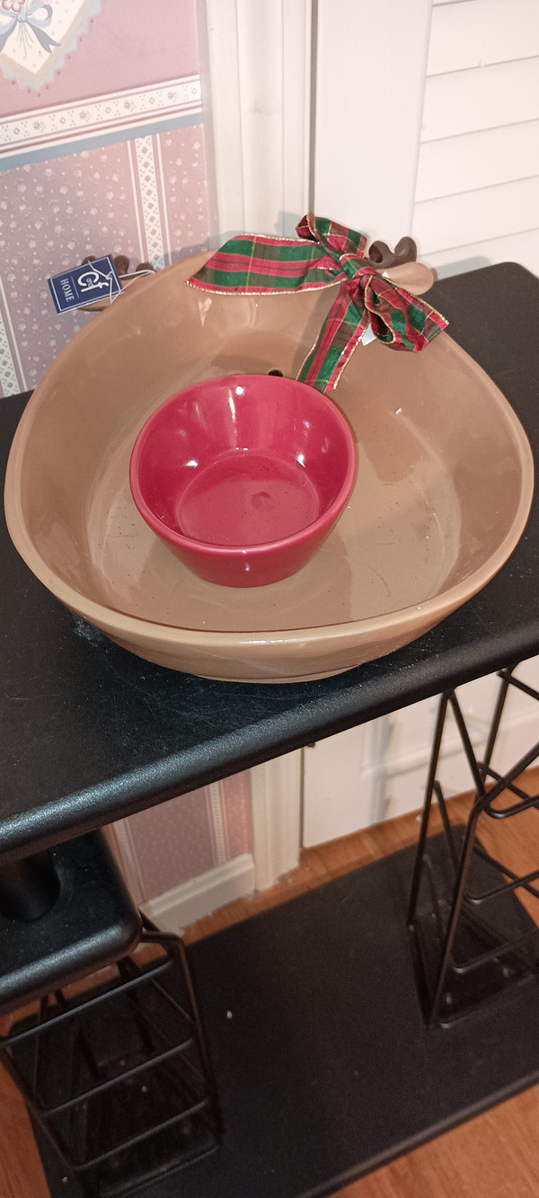 C&F HOME HOLIDAY-REINDEER CHIP & DIP SERVER-SET OF 2-NEW