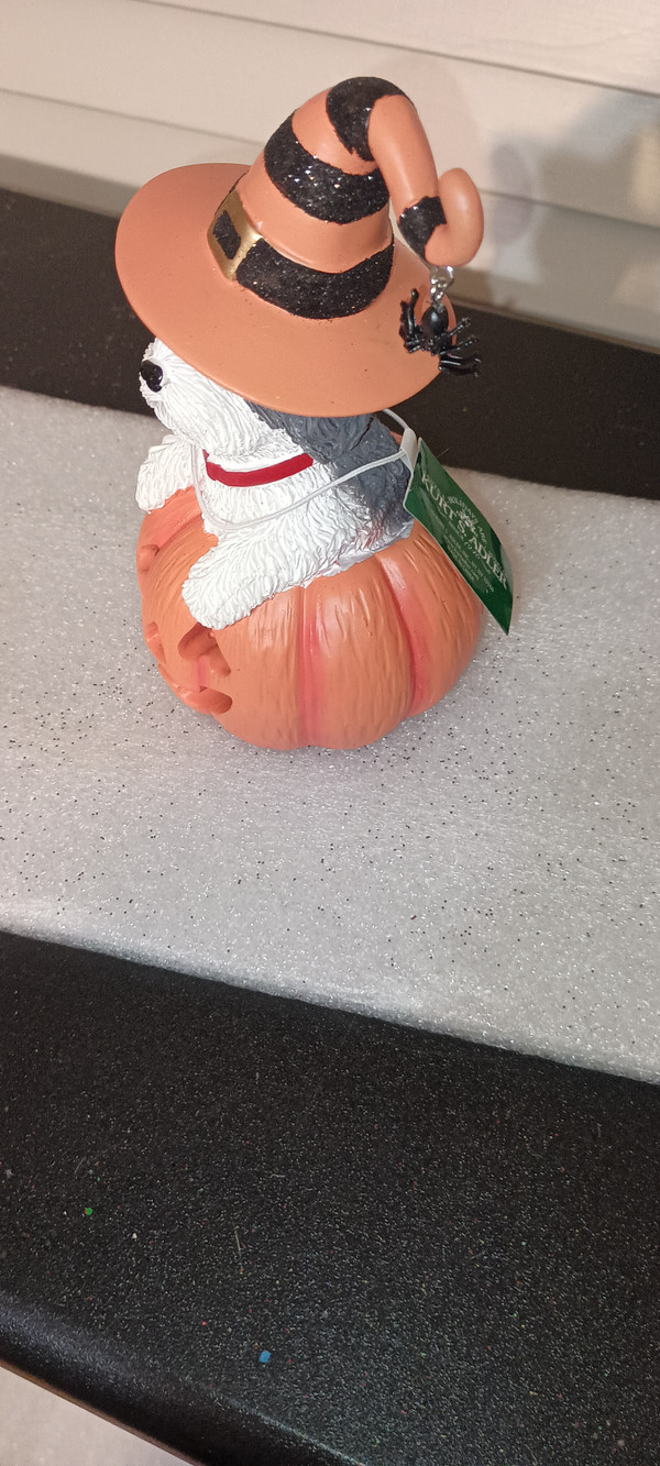 KURT ADLER-2025-HALLOWEEN-DOG ATOP PUMPKIN LIGHTED TABLETOP-SHIH TZU