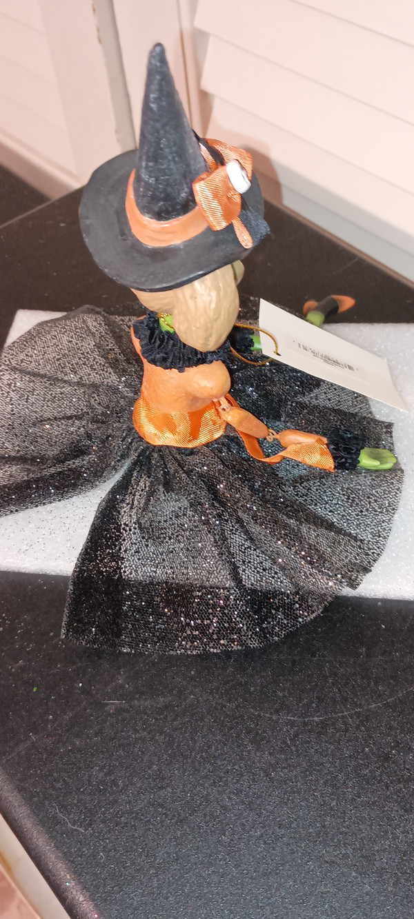 BETHANY LOWE-2024 HALLOWEEN FIGURINE BY LEE ANN KRESS-PENELOPE WITCH DOLL-NEW