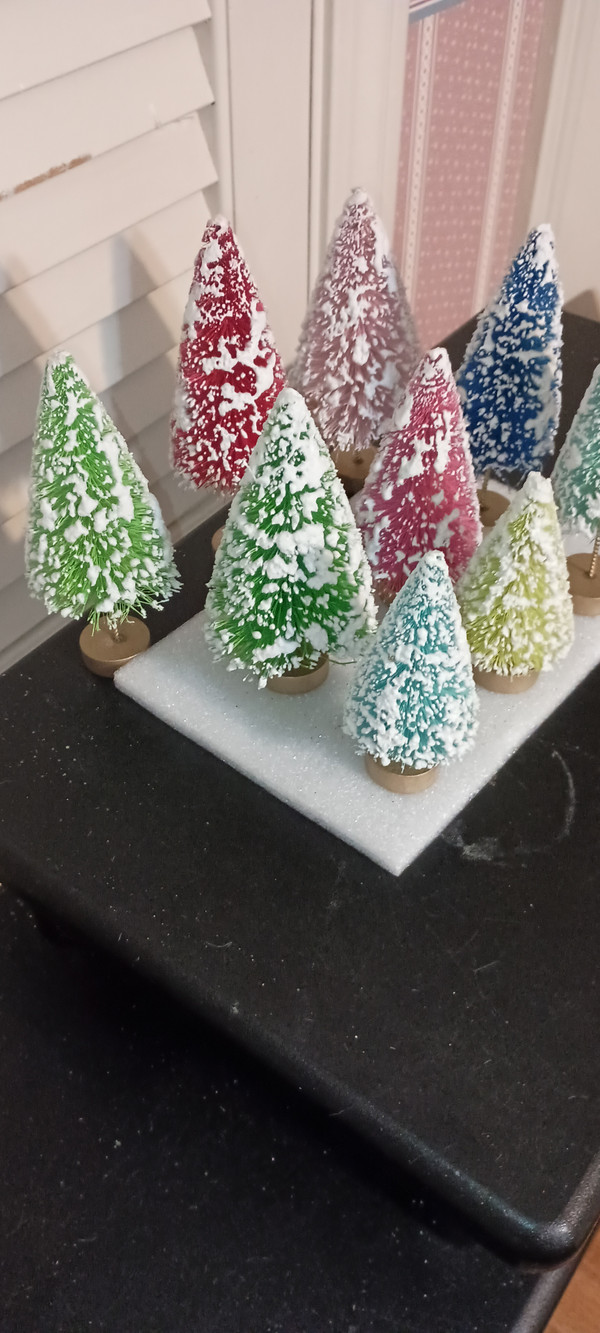 BETHANY LOWE-SMALL COLORFUL BOTTLE BRUSH TREES-SET/9-NEW IN BOX