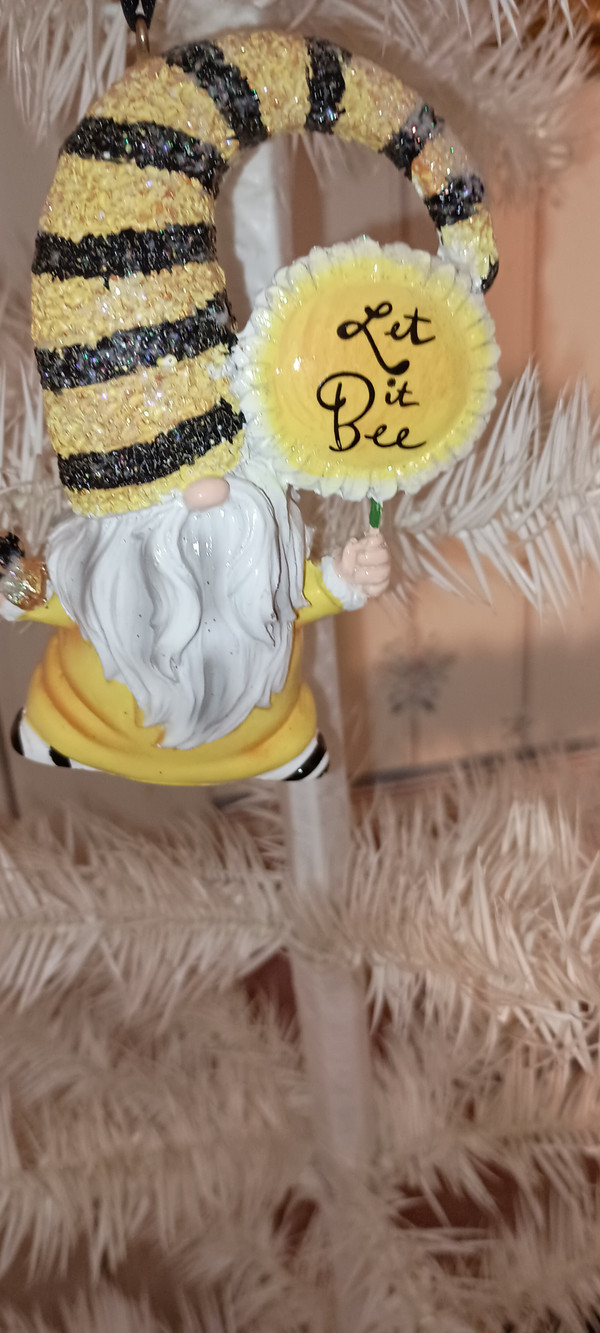 KURT ADLER-RESIN GNOME WITH SUNFLOWER ORNAMENT-LET IT BEE-NEW