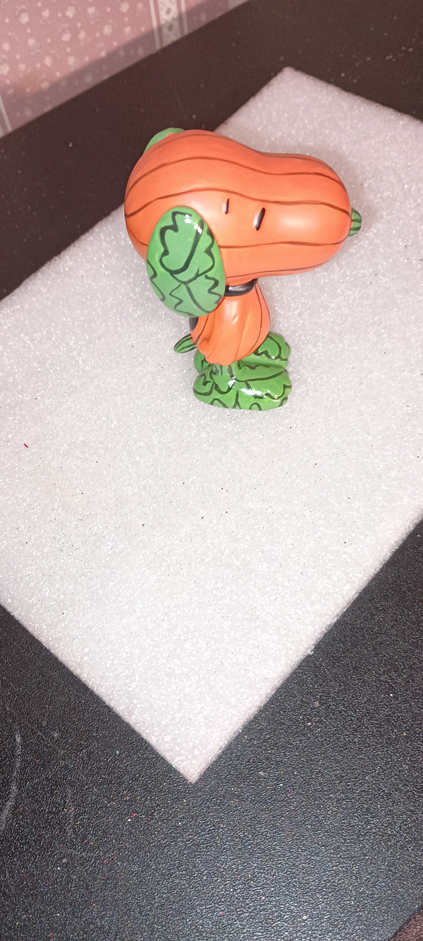 DEPT. 56 PEANUTS-SNOOPY FIGURINE-HALLOWEEN HOUND- NEW IN BOX- 2013