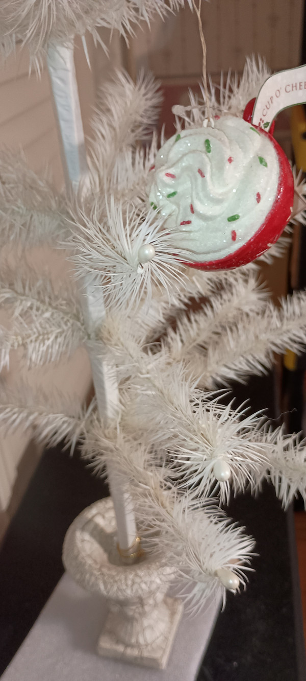 BETHANY LOWE-2023-RED CUP O CHEER  ORNAMENT