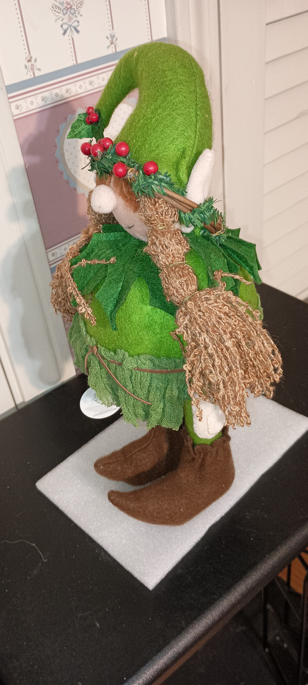 DEPT. 56 FOREST HOLLY GNOME FIGURE- NEW-2016
